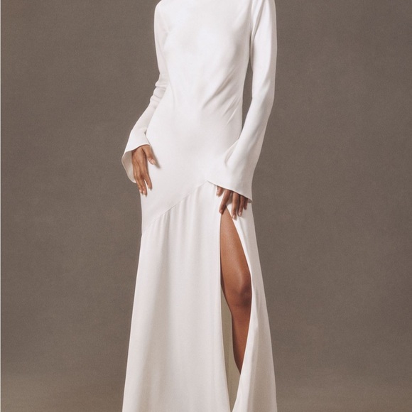 BHLDN Elegant White Backless Long Sleeve Dress - Picture 2 of 2